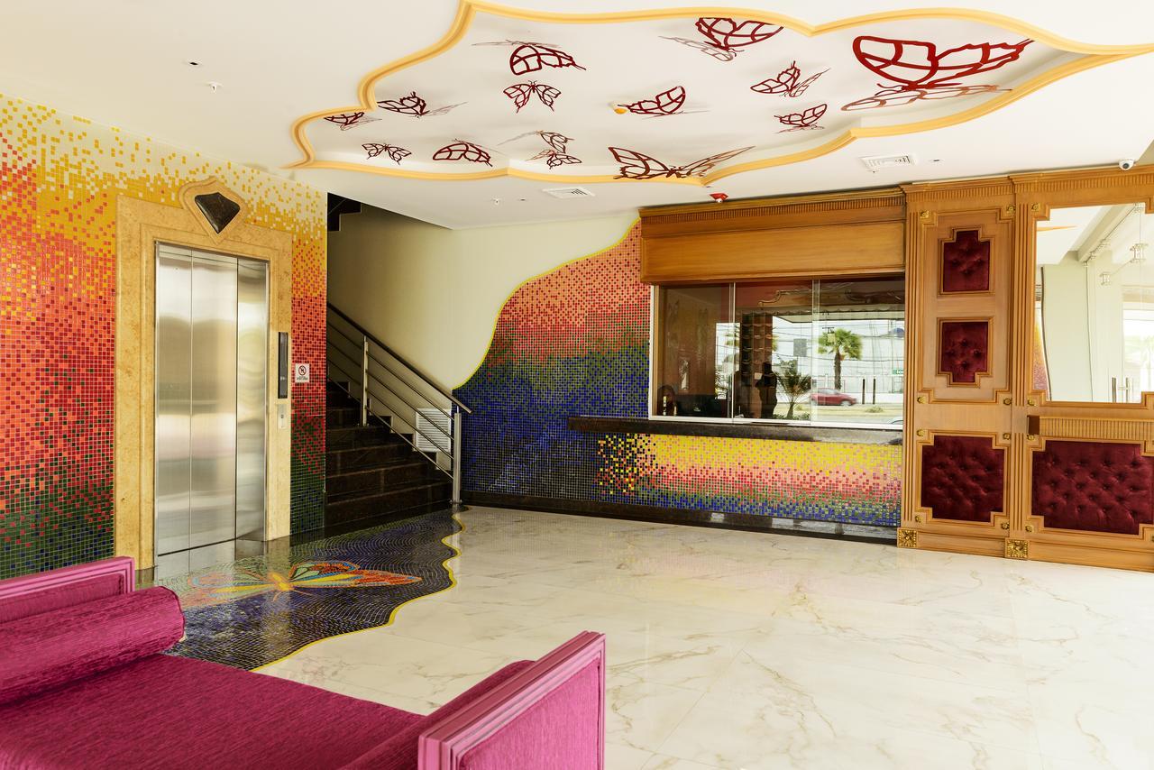 Np Hotel Y Suites Гуаякуил Екстериор снимка